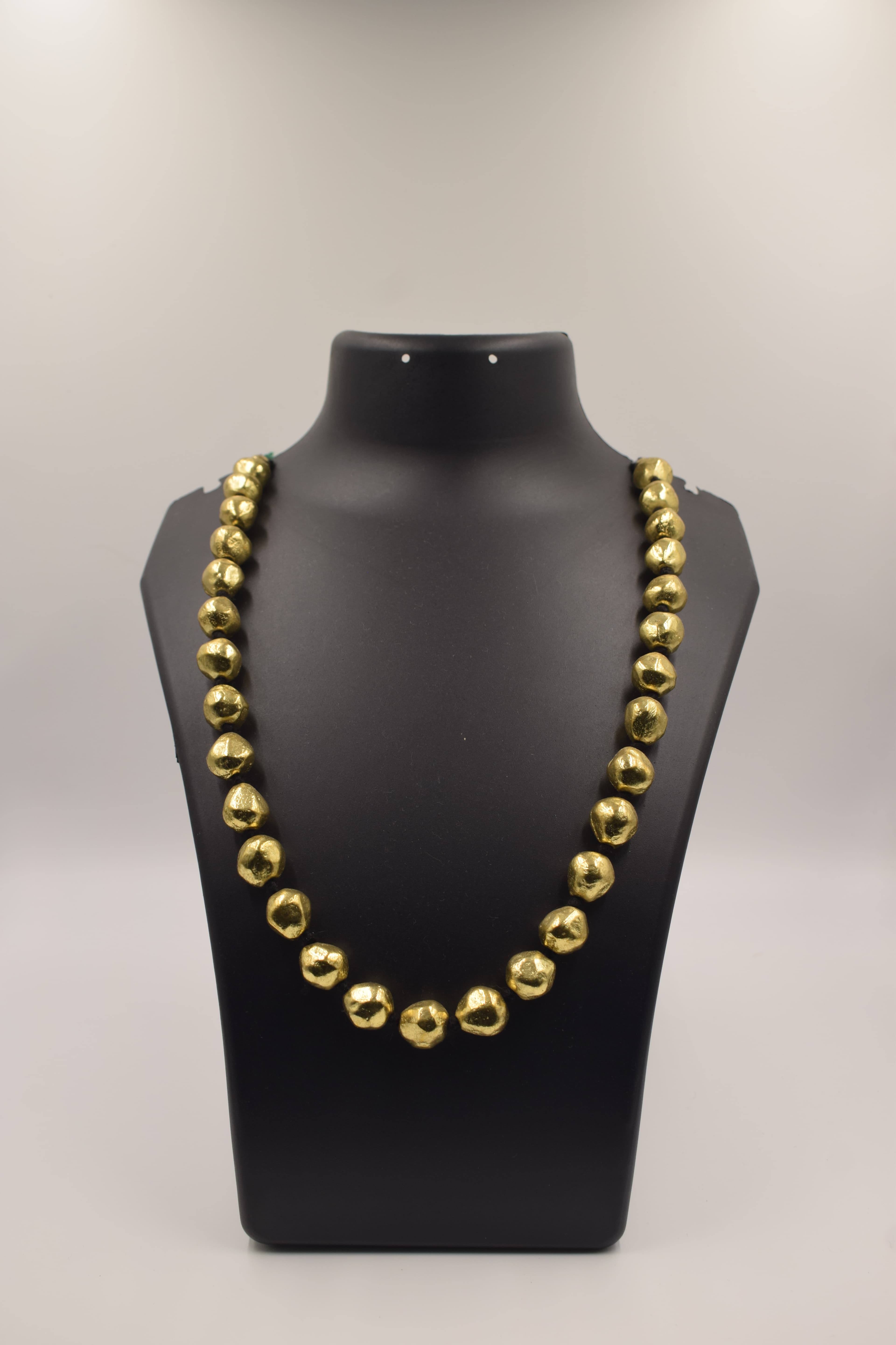 Contemporary Elegant Jewellery Set thumbnail 4