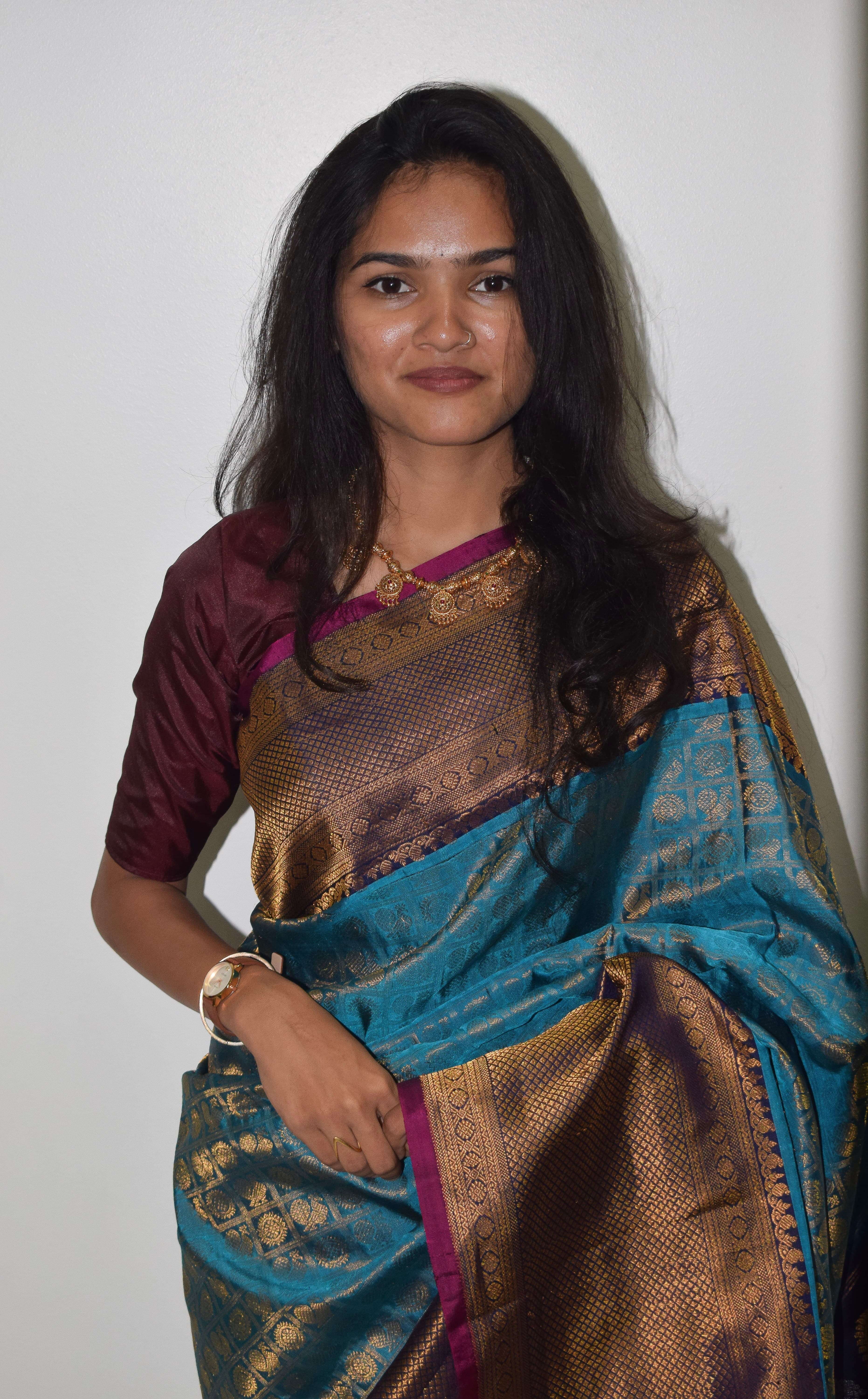 Pure Gadwal Peacock Blue Saree thumbnail 3