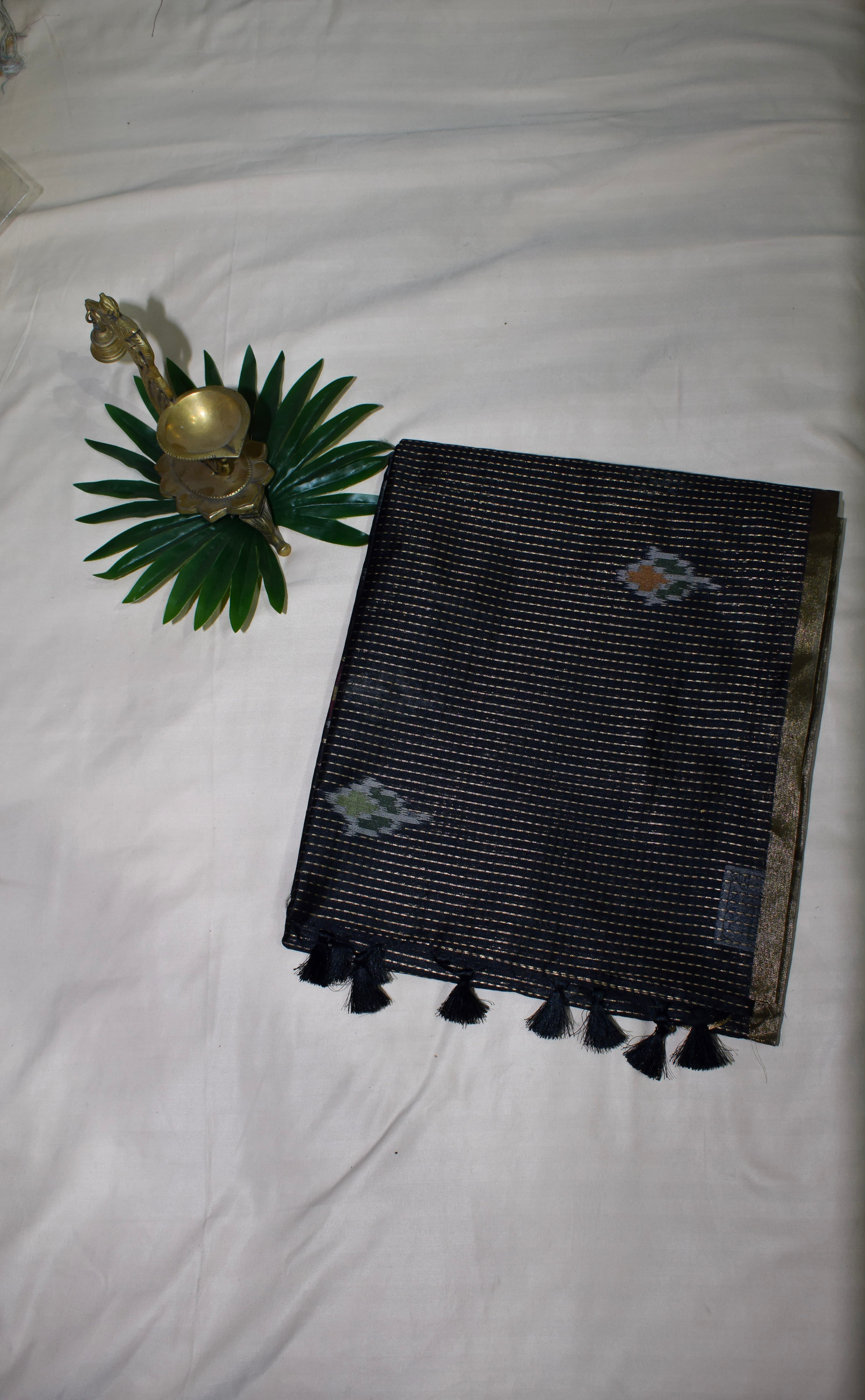 Kantha with Ikat Pallu Saree thumbnail 2