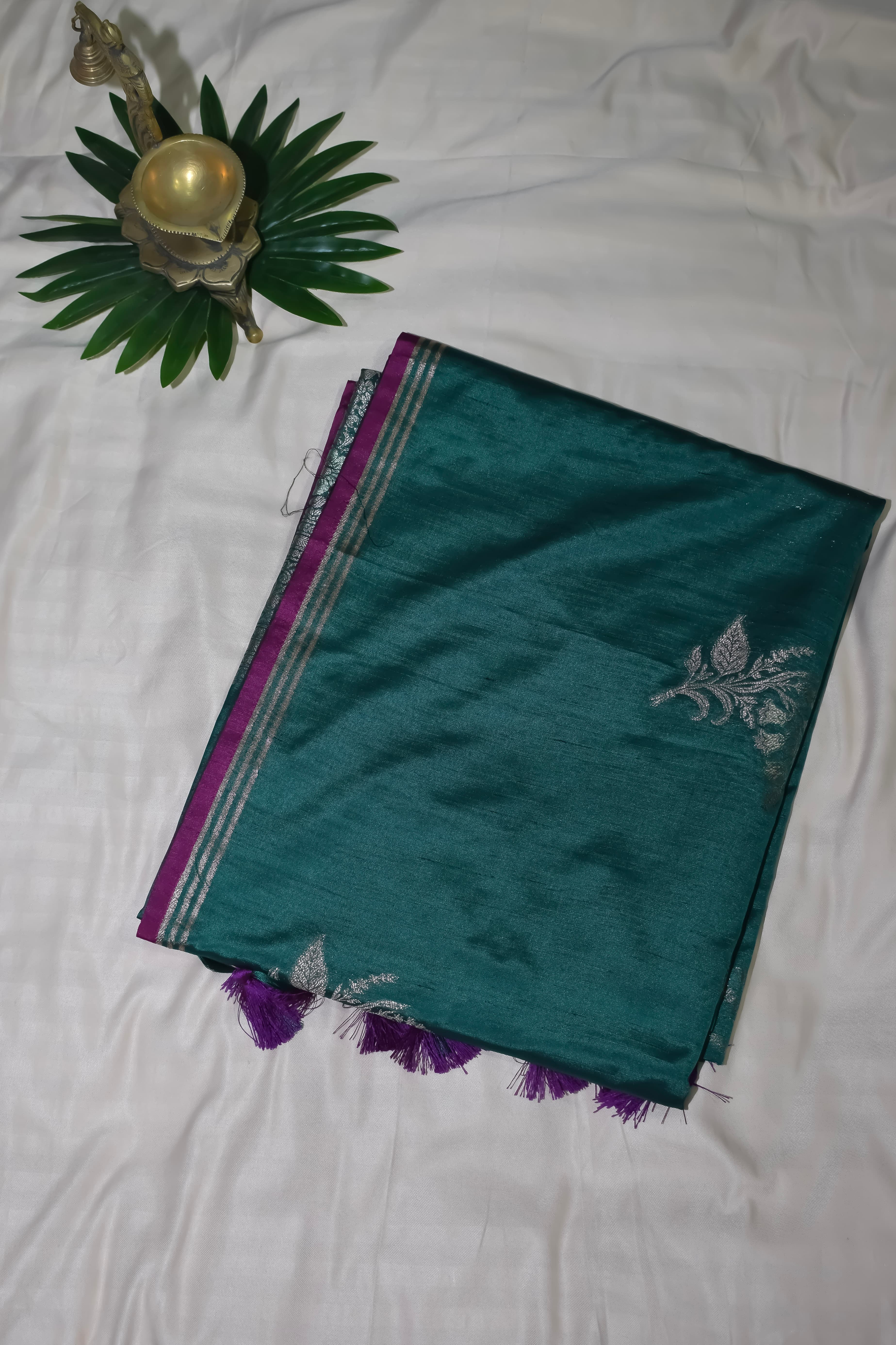 Tasar Saree with Banarasi Pallu thumbnail 4